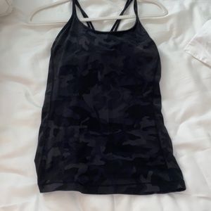 Camo lululemon tank racer back size 6